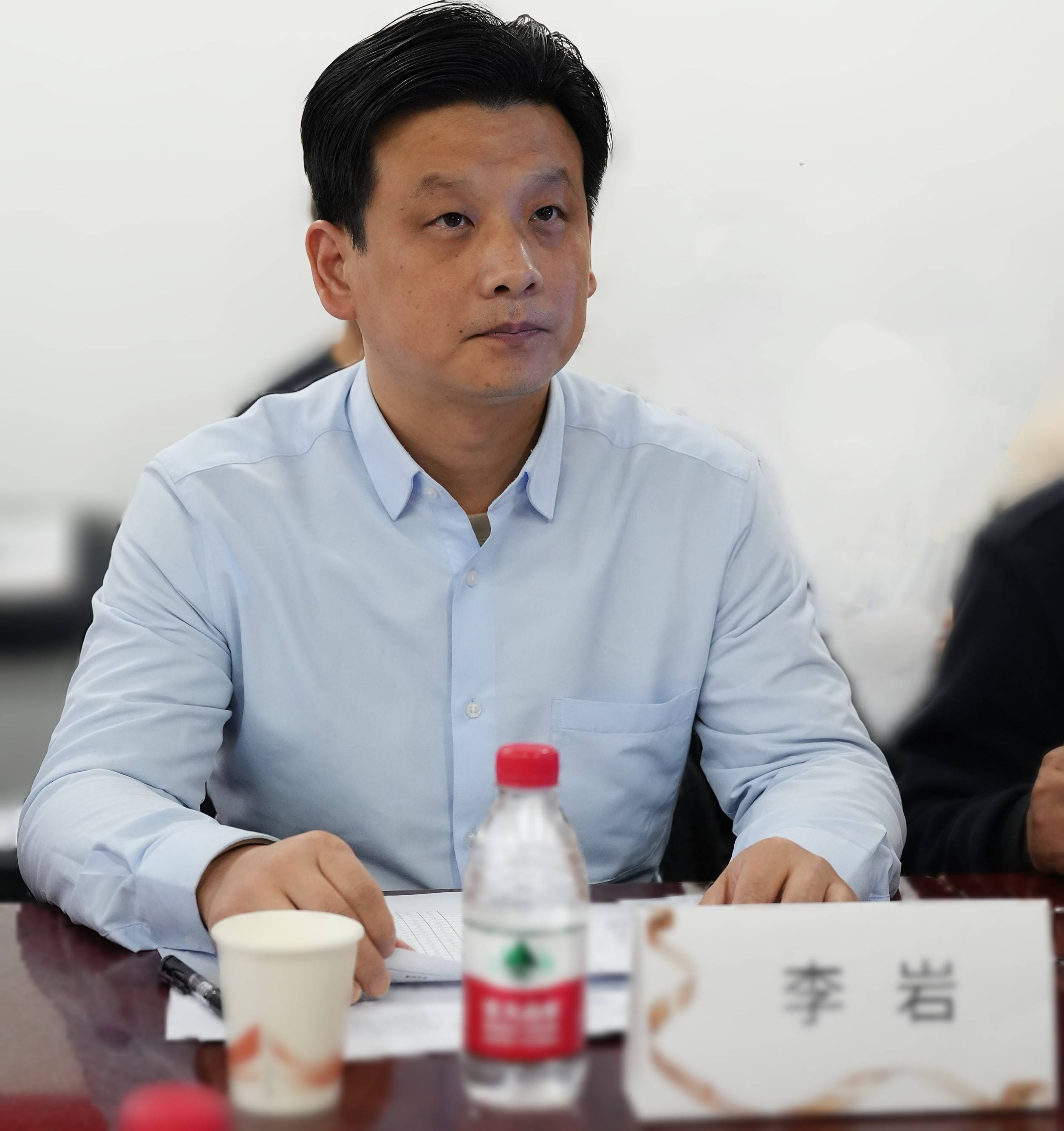 liy(1)(1).jpg